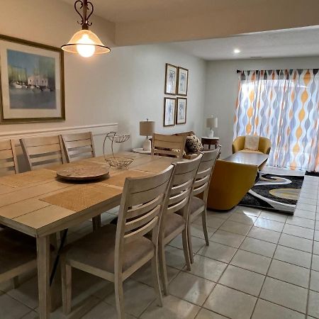Spacious, Cozy Villa W/Parking In Coligny Villas Île de Hilton-Head Extérieur photo