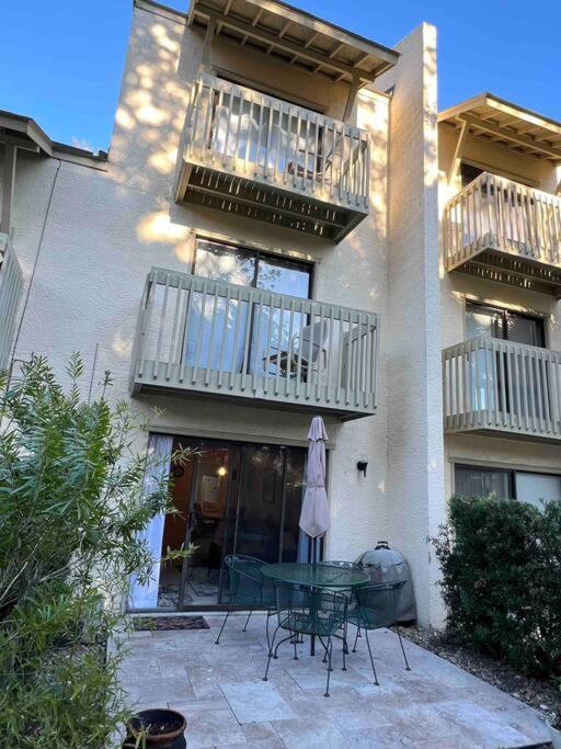 Spacious, Cozy Villa W/Parking In Coligny Villas Île de Hilton-Head Extérieur photo