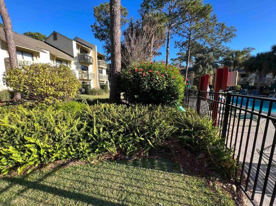 Spacious, Cozy Villa W/Parking In Coligny Villas Île de Hilton-Head Extérieur photo