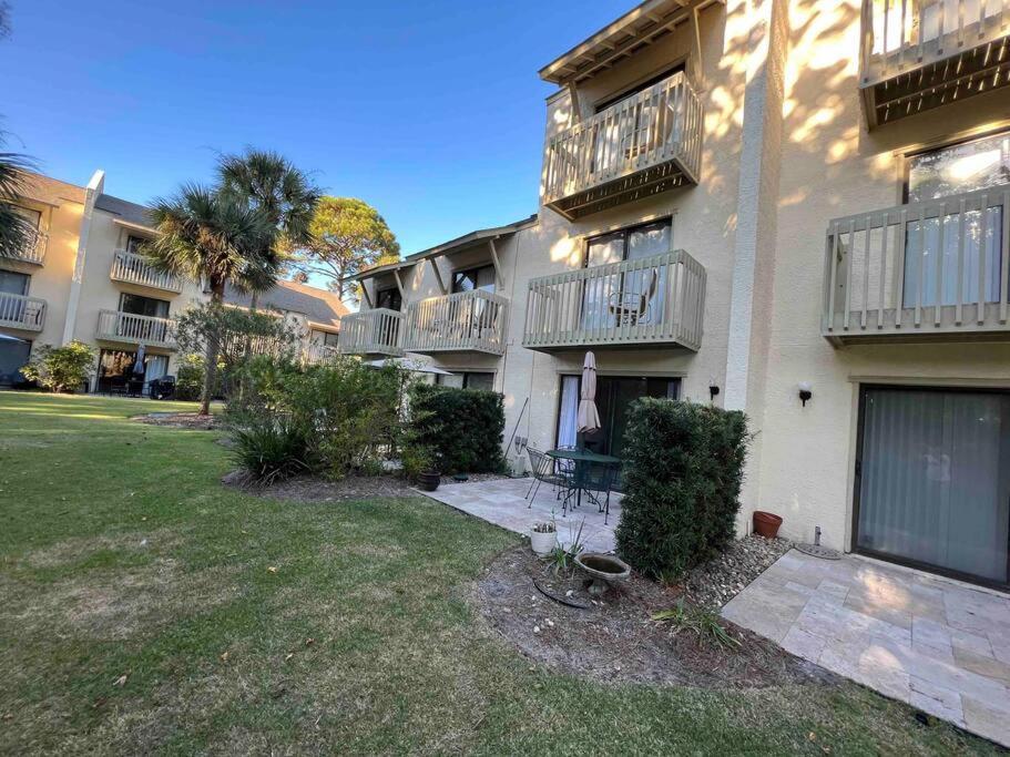 Spacious, Cozy Villa W/Parking In Coligny Villas Île de Hilton-Head Extérieur photo