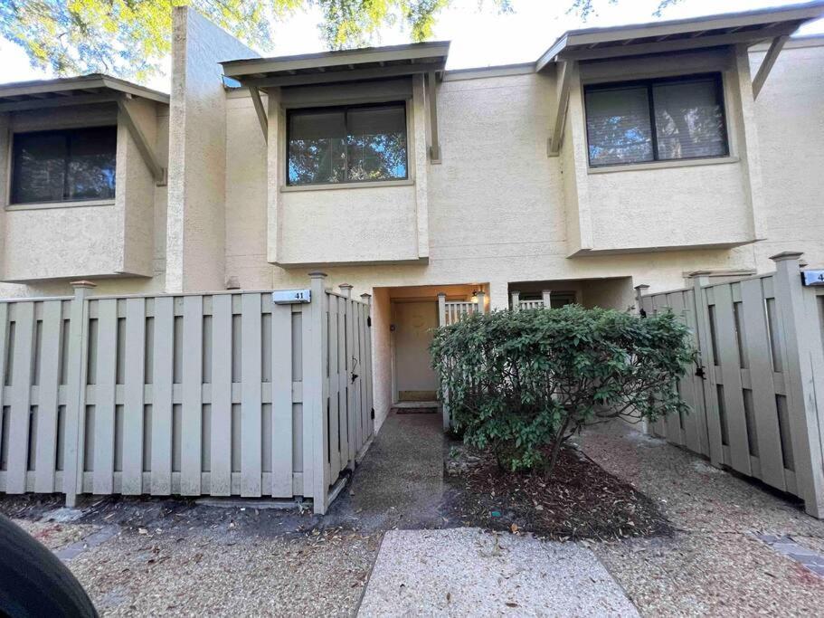 Spacious, Cozy Villa W/Parking In Coligny Villas Île de Hilton-Head Extérieur photo