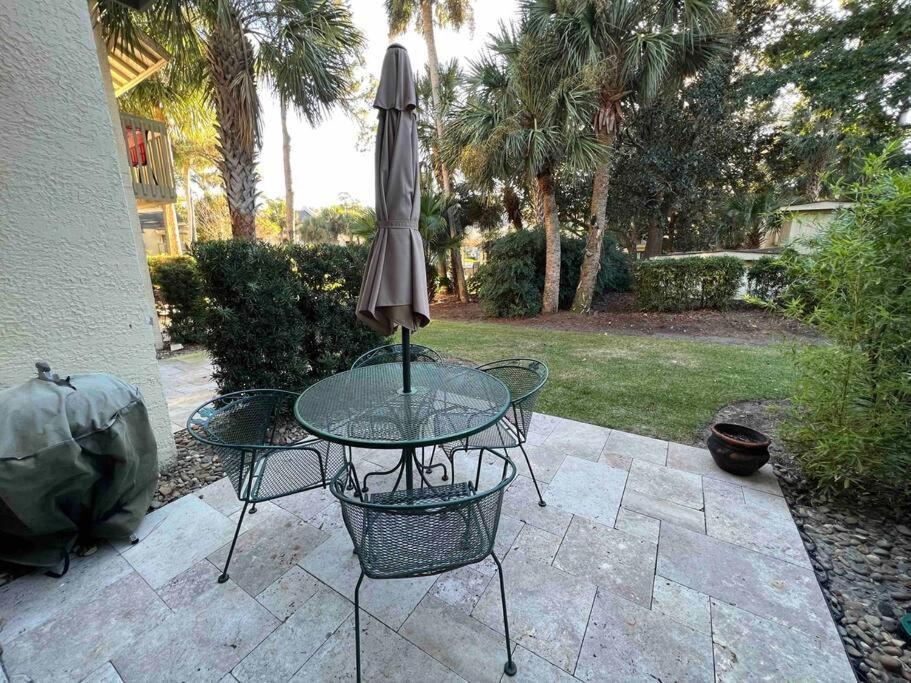 Spacious, Cozy Villa W/Parking In Coligny Villas Île de Hilton-Head Extérieur photo