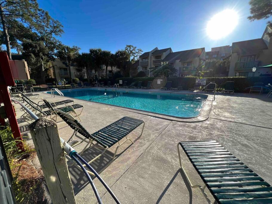 Spacious, Cozy Villa W/Parking In Coligny Villas Île de Hilton-Head Extérieur photo