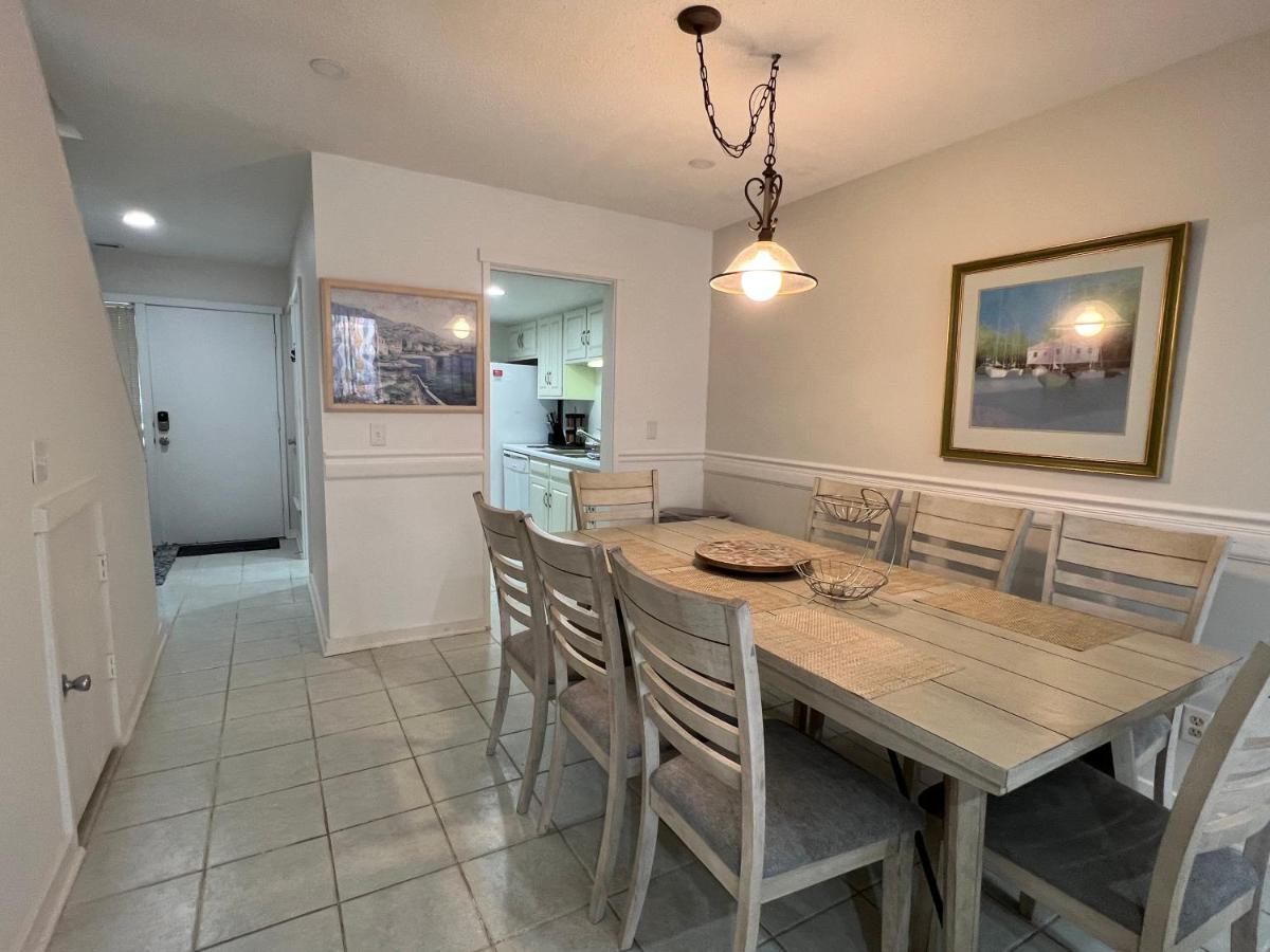 Spacious, Cozy Villa W/Parking In Coligny Villas Île de Hilton-Head Extérieur photo