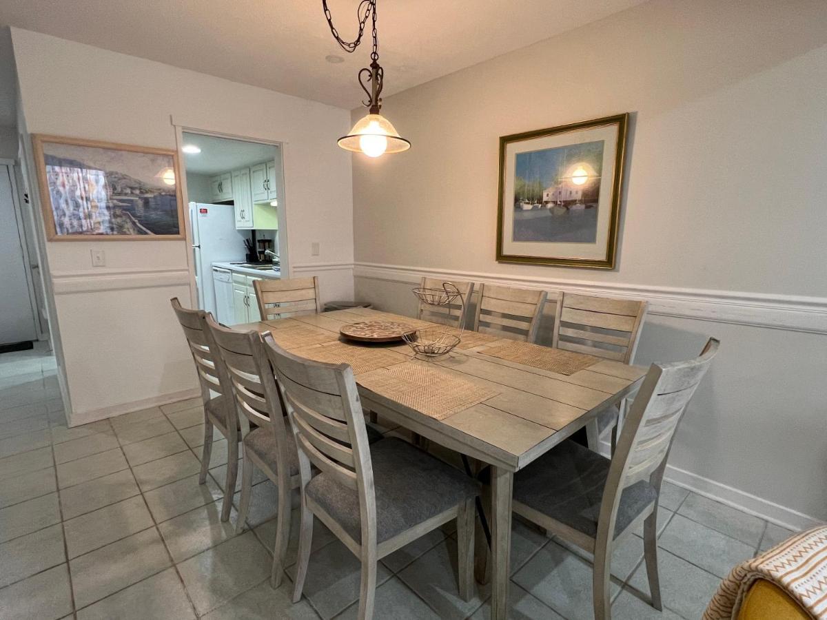 Spacious, Cozy Villa W/Parking In Coligny Villas Île de Hilton-Head Extérieur photo